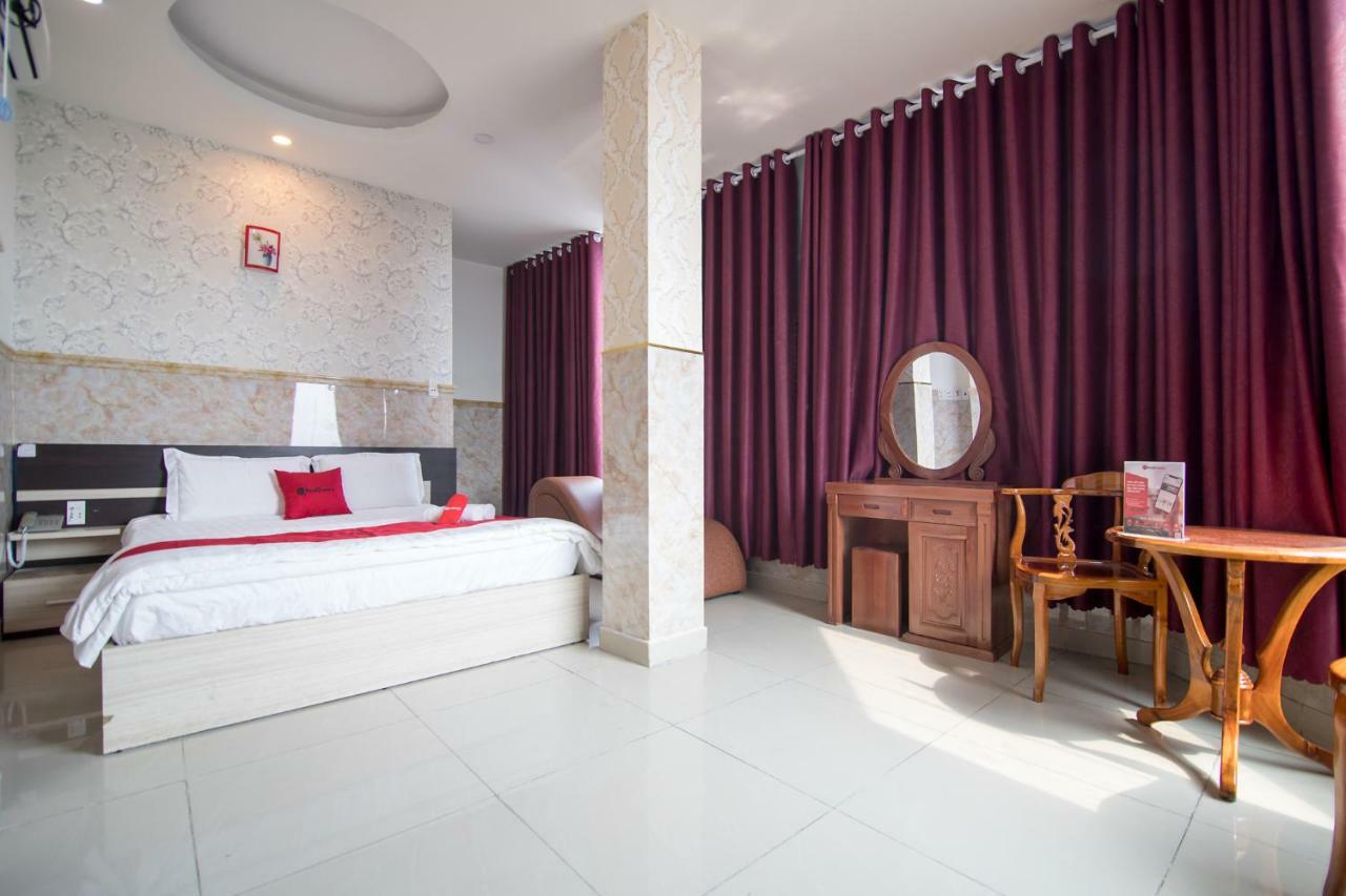 Reddoorz Plus Near Mien Tay Bus Station 2 Hô Chi Minh-Ville Extérieur photo