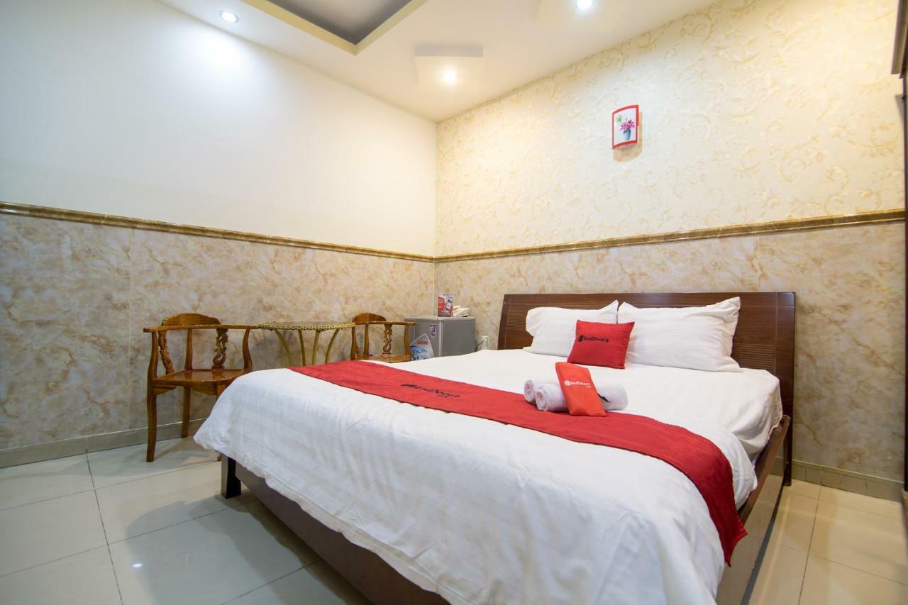 Reddoorz Plus Near Mien Tay Bus Station 2 Hô Chi Minh-Ville Extérieur photo