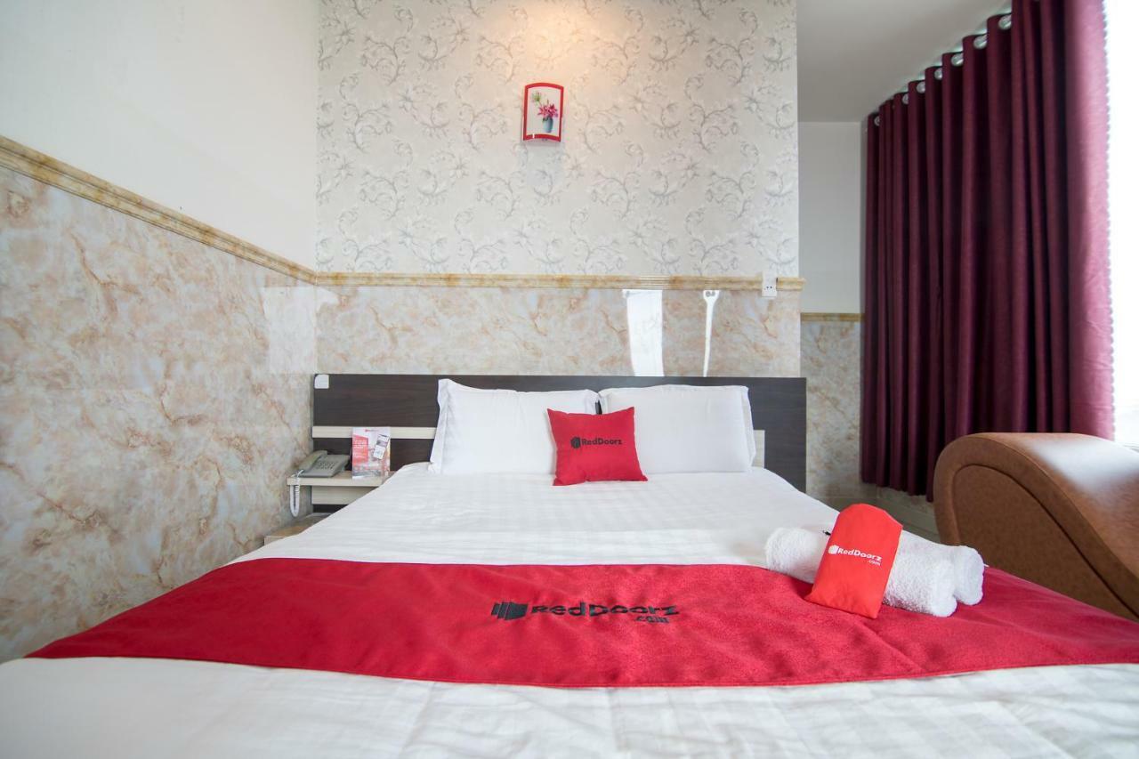 Reddoorz Plus Near Mien Tay Bus Station 2 Hô Chi Minh-Ville Extérieur photo