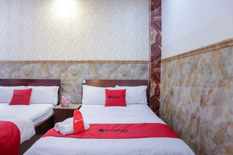 Reddoorz Plus Near Mien Tay Bus Station 2 Hô Chi Minh-Ville Extérieur photo